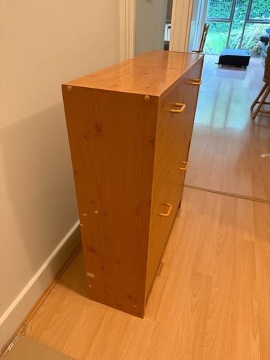 Shoe cabinet, shoe rack. FREE TO TAKE AWAY