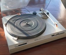 Technics SL-B20S Turntable --- Freepost !