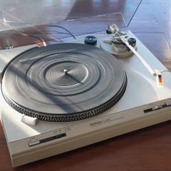Technics SL-B20S Turntable --- Freepost !