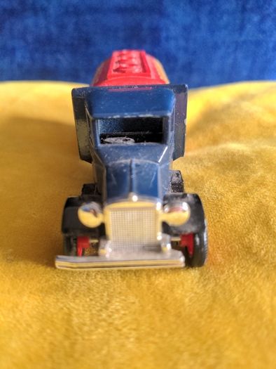 Days Gone Regent Petroleum Mixture Diecast Model