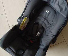 Joie ISnug2 Baby car seat