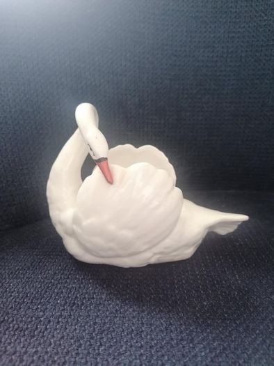 Pair of 1930s Czechoslovakian Swans