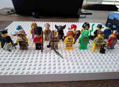 lego complete set of series 5 CMFs