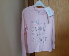 Girls top BNWT  Age 6-7