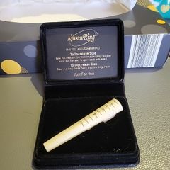 Ring adjuster