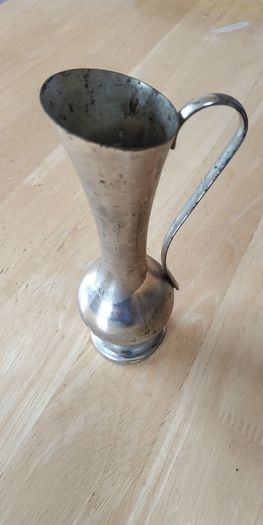 Single stem vase