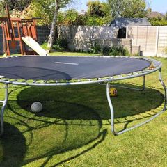 Trampoline