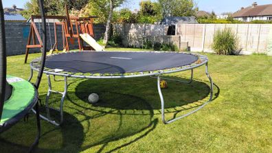 Trampoline