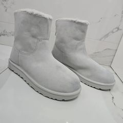Genuine UGG classic zip it mini boot