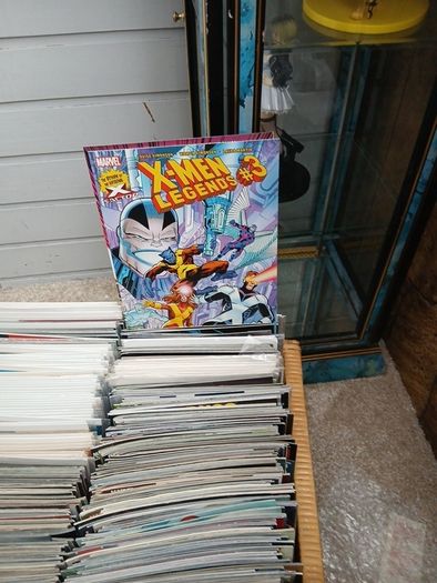 300+ marvel comics