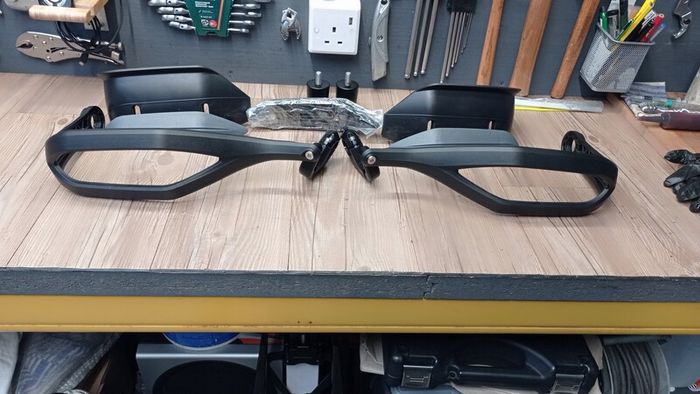 BMW R1250GS/A Multi Functional Handguards.