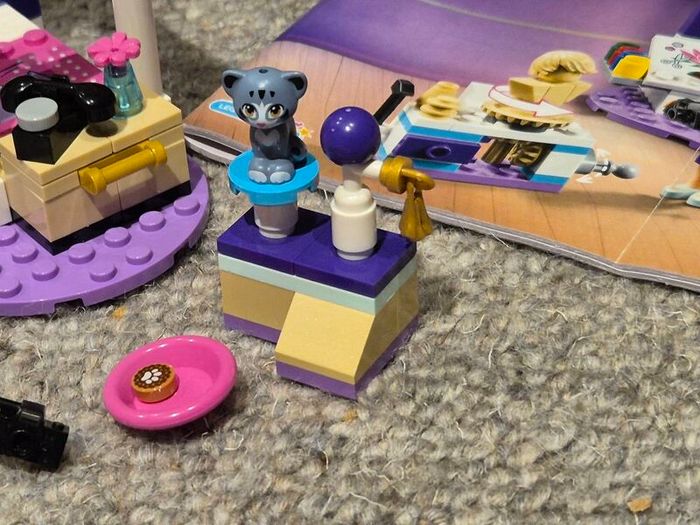Lego Friends 41342 Emma's Deluxe Bedroom