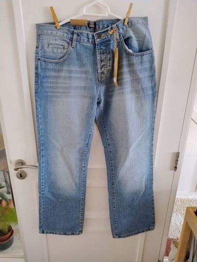 Dunnes vintage series cotton jeans 36 waist and 32 leg in excellent condition and new with tags FREE STANDARD POSTAGE INCLUDED