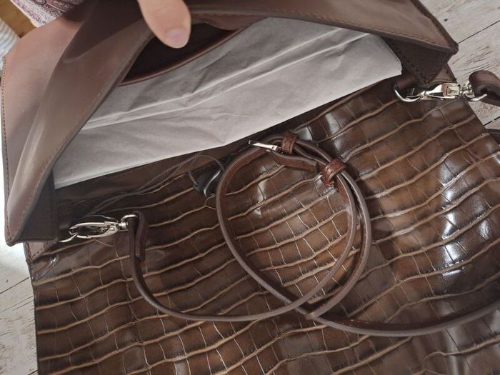 Leather bag pouch