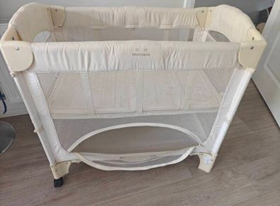 NewBorn Travel Cot