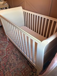 Mamas & Papas Mia Sleigh Cot Bed  White/Ivory