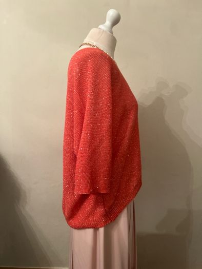 Pink/peach knit top. Size S/M
