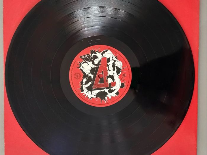 Ash - Kablammo! Gatefold sleeve. Mint - played twice.