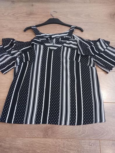 Ladies Quiz Top