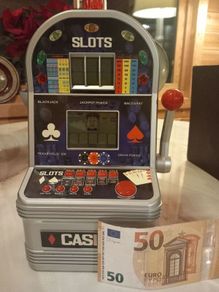 7 in 1 Ultimate Casino talking tabletop ed, new. D18 post 10e