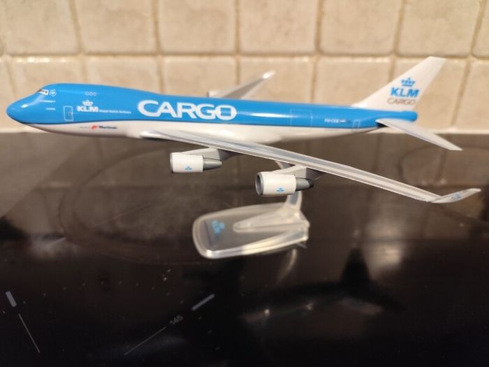 Boeing 747