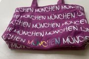 Munich pink canvas shoulder bag