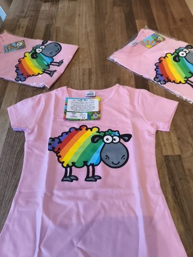 Girls T shirt .Happy Sheep.