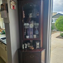 Display Corner Cabinet (Mahogany)
