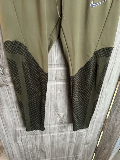 Nike Strike Tracksuit - M/L