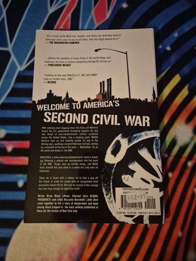 DMZ on the ground Vol 1 Comic Graphic Novel
