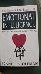 Emotional Intelligence by Daniel Goleman - Paperback