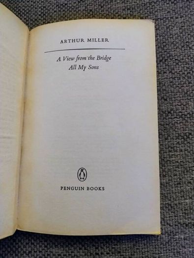 Arthur Miller a view from the bridge and All My Sons in good condition with some signs of wear on the cover see photos FREE STANDARD POSTAGE INCLUDED