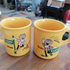 Vintage Lyons tea mugs