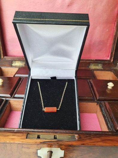 Carnelian Necklace 9ct Gold