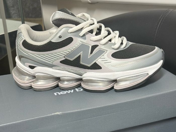 New Balance ABZORB 2000