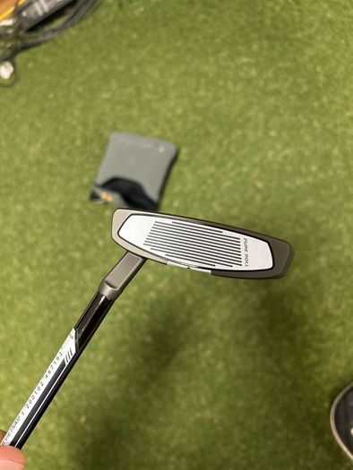 Like new Taylormade Spider putter