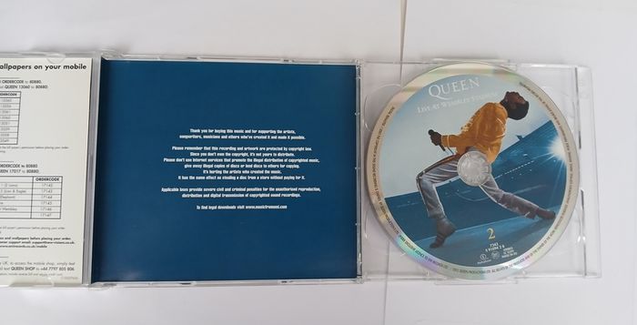 CD Queen