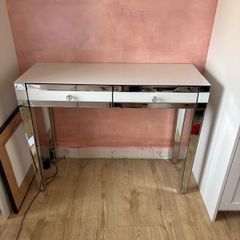 vanity unit