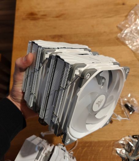 Tempest 6 Pipes Dual Heatsink 120mm ARGB CPU Cooler White