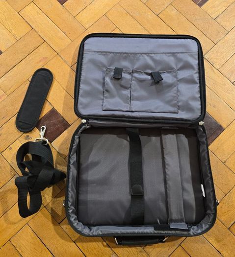 laptop bag  TARGUS (like NEW)