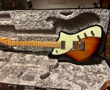 Fender Meteora Player Plus