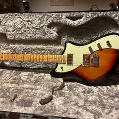 Fender Meteora Player Plus