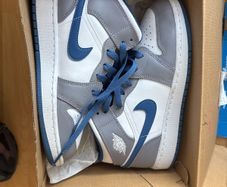 Air Jordan 1 Mid (grey / blue) UK size 5.5