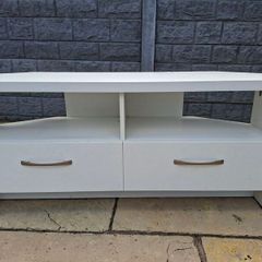 TV unit with 2 drawers