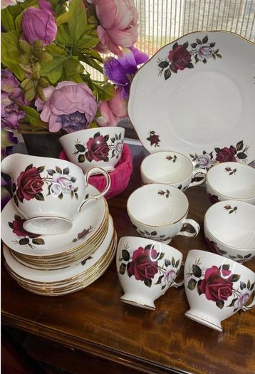 Royal Vale Bone China Tea Set