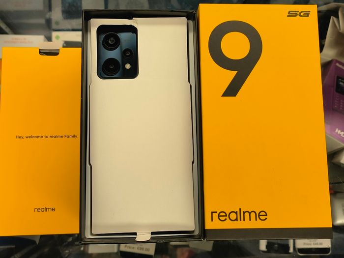 realme 9 5G (6.6") 128GB Dual Sim Unlocked to All Networks Black 50MP AI Triple Camera (New Open Box)