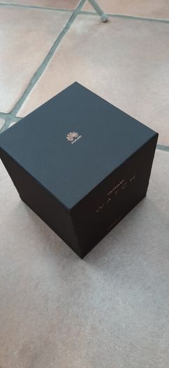 Elegant Huawey Smart Watch