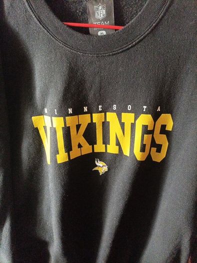 mens sweatshirt