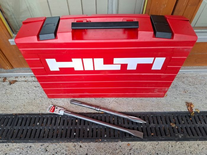 Hilti Drill