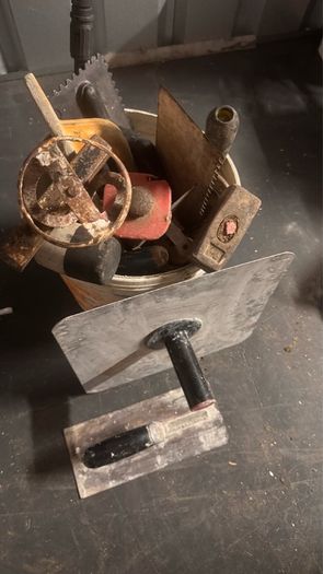 Plastering and Tiling Hand Tools Job Lot
